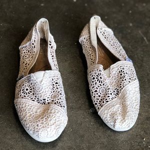 Lace Toms espadrilles